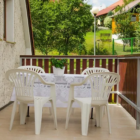Apartman U Ceskeho Krumlova 아파트